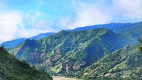 Pagi hari jadi momen terbaik untuk bersantai di atas awan.