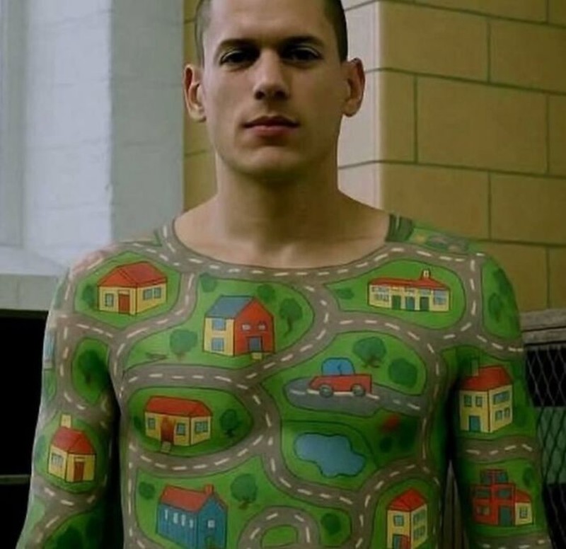 Orang-orang ini melakukan beragam hal konyol dan mengunggahnya di internet. Cdek deh sekarang.