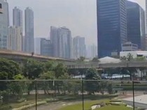 Video: Spot Bengong Syahdu dengan View Ciamik Gedung Tinggi Jakarta!