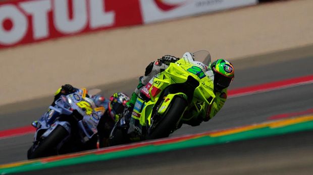 Franco Morbidelli (21) of Italy and Pertamina Enduro VR46 Racing Team during the Sprint of GoPro Grand Prix of Aragon at Motorland Aragon Circuit on June 7, 2025 in Alcaniz, Spain. (Photo by Jose Breton/Pics Action/NurPhoto via Getty Images)