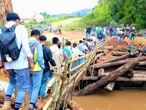 Kenang Ajeng pada Kondisi Krayan yang Tak Berbenah