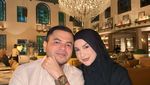 Irish Bella Naik Haji Bareng Suami dan Sering Makan Malam Romantis
