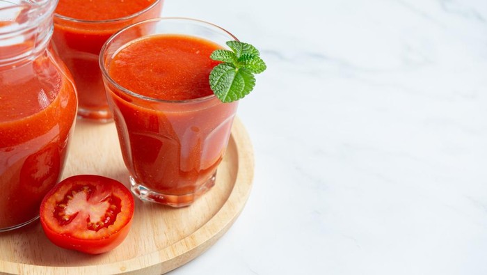 Jus Tomat, Minuman yang Sebaiknya Diminum Setelah Makan Daging