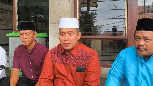 Ketua DKM Suhada