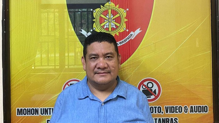 Komandan Satgas Ormas Lang Laut Batam, MG ditangkap polisi kasus penggelapan kontainer senilai Rp 20 miliar. (Foto: Dok. Polda Kepri)