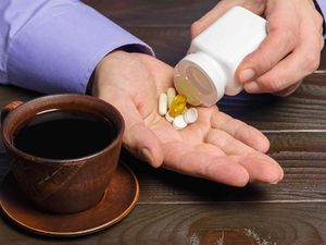 Konsumsi Kopi Saat Minum Obat? Hati-hati Efek Obat Jadi Tak Optimal