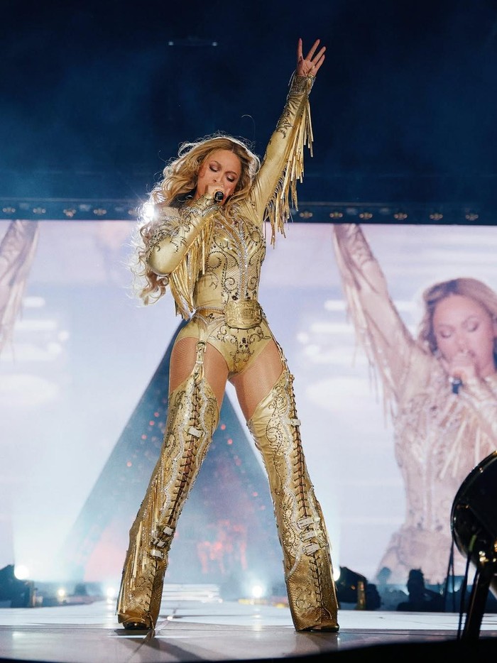 Parade Gaya Beyonce di Konser Cowboy Carter Parade Gaya Beyonce di Konser Cowboy Carter