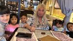 Gideon Tengker Cium Nagita-Raffi Ahmad, Titip Salam Buat Rieta Amilia