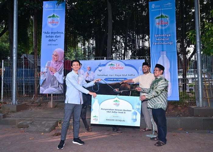 Salurkan Hewan Kurban & Santuni 2.000 Anak Yatim di Istiqlal.