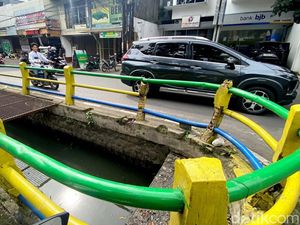 Selokan di Jalan Leuwipanjang yang Kini Bebas Sampah