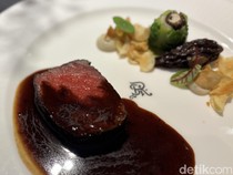 Mewah! Symphony of the Senses Sajikan Foie Grass dan Steak MB8+
