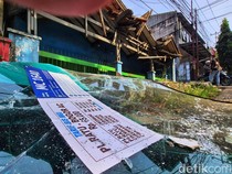 Bus Nyelonong Sendiri hingga Serempet Rumah-Tabrak Pohon di Sukabumi