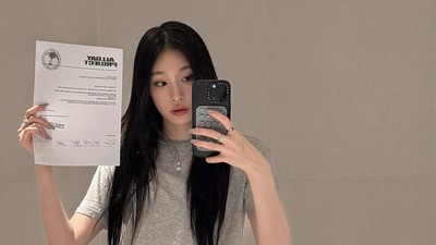 8 Foto Annie Moon, Cicit Keluarga Samsung Debut Jadi Personel ALLDAY PROJECT