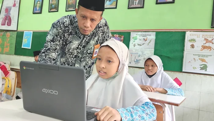 Chromebook di sekolah.