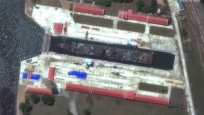 A satellite image shows a Choe Hyon-class destroyer, which was damaged in May upon its attempted first launch, in Rajin North Korea, June 8, 2025. Maxar Technologies/Handout via REUTERS/File Photo Purchase Licensing Rights