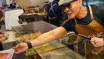 Cuan! Deddy Corbuzier Kini Punya Bisnis Nasi Padang dan Bakery