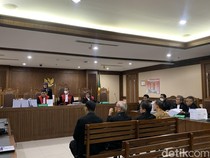 Eks Direktur Perumda Sarana Jaya Dituntut 5,5 Tahun Bui di Korupsi Lahan