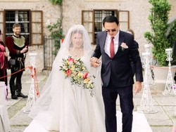 7 Foto Pernikahan Fifi Lety Adik Ahok di Slovenia, Menikah di Usia 56 Tahun