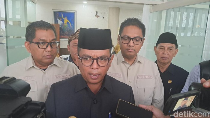 Gubernur Banten Andra Soni
