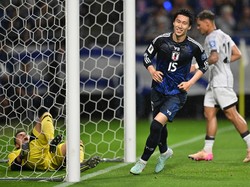 Jepang mencetak gol pada menit ke-15. Daichi Kamada menyambut umpan silang Shunsuke Mito, bisa menyundul bola ke gawang. Bolanya bisa ditepis Emil Auderom tapi tetap bisa masuk ke gawang. Jepang unggul 1-0. Getty Images/Kenta Harada  