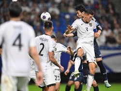 Dalam pertandingan di Suita City Stadium, Selasa (10/6/2025), Jepang melakukan kickoff lebih dulu. Tim asuhan Hajime Moriyasu mendominasi Indonesia dalam lima menit awal pertandingan. Getty Images/Kenta Harada  
