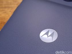 Unboxing Motorola Edge 60 Fusion: HP Rp 5 Jutaan Tampilan Menggoda