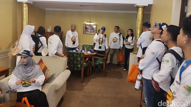 Napak tilas jejak Eduard Douwes Dekker di Hotel Salak, Bogor.
