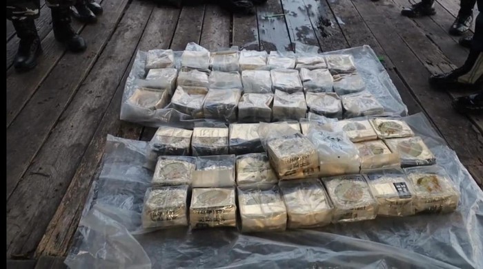 Narkotika saat diamamkan Lanal Dumai (Dok Ist)
