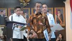 Raja Ampat Diselamatkan, 4 Izin Tambang Nikel Dicabut Pemerintah