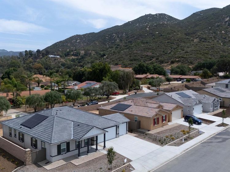 Perumahan Tahan Api Pertama Hadir di California AS, Begini Wujudnya