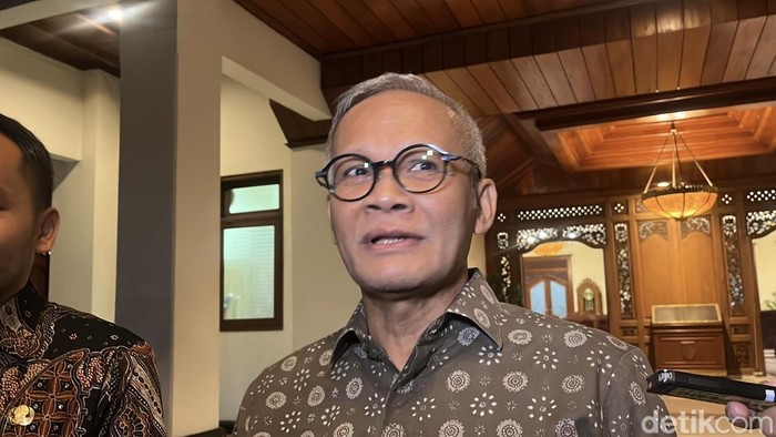 Politisi PDIP Aria Bima ditemui di Balai Kota Solo, Selasa (10/6/2025)
