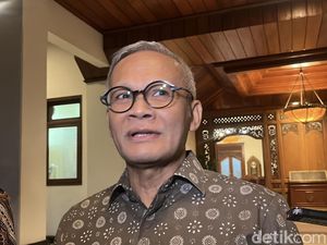 Komisi II DPR Akan Panggil MenPAN-RB Tanya Motif hingga Efek ASN Bisa WFA