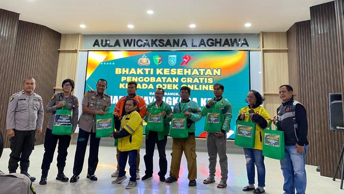 Polres Dumai menggelar bhakti kesehatan menjelang HUT Bhayangkara ke-79.