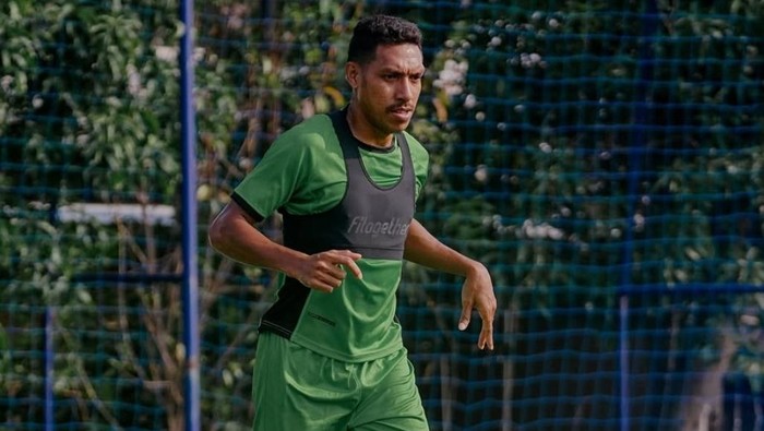 Delvin Rumbino, salah satu pemain PSIS Semarang yang berpotensi dipertahankan manajemen. Foto diunggah Selasa (10/6/2025).