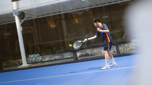 Gawat! Rafathar Mulai Latihan Padel, Raffi Ahmad Bakal Bikin Lapangan Pribadi?