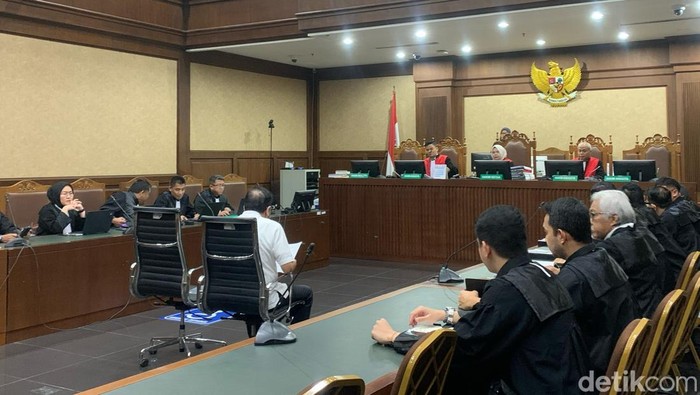 Sidang kasus Zarof Ricar