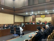 Video: Zarof, Lisa, dan Meirizka Jalani Sidang Vonis Kasus Ronald Tannur