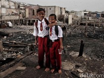 Video: Walkot Jakut Jamin Anak Korban Kebakaran Tetap Dapat Hak Pendidikan