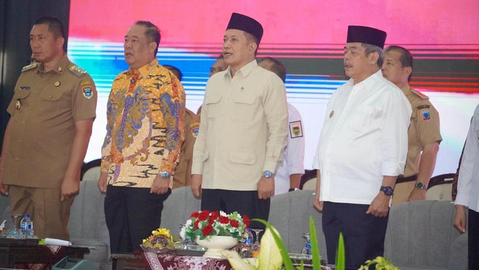 Wamenkop saat menghadiri monitoring pembentukan Kopdes/Kel Merah Putih di Lahat.