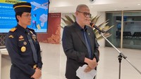 Jad jemaah haji tidak perlu khawatir apabila mereka membawa barang, bisa korma, bisa sajadah yang nilainya juga cukup tinggi gitu ya. Kita tidak memungut atau tidak memberikan beban PDRI, atau pajak dalam rangka impor, baik biaya masuk maupun pajak-pajak, ujar Wakil Menteri Keuangan Anggito Abimanyu.. Foto: Heri Purnomo/detikcom