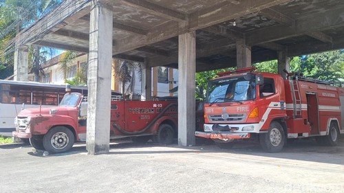 Beberapa armada milik Dinas Pemadam Kebakaran Mataram dalam kondisi tua dan tidak memenuhi standar operasional, Rabu (11/6/2025).