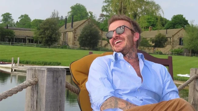 David dan Victoria Beckham beberapa waktu ke belakang ini diketahui tinggal di daerah Costwolds, kawasan perbukitan indah dengan area yang masih kental dengan unsur tradisional.  Foto: dok. Instagram @davidbeckham