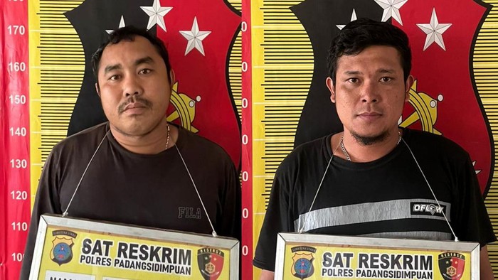 Foto 1: Tampang kedua pelaku pencurian kambing saat diamankan. Foto: Dok. Polres Padangsidimpuan