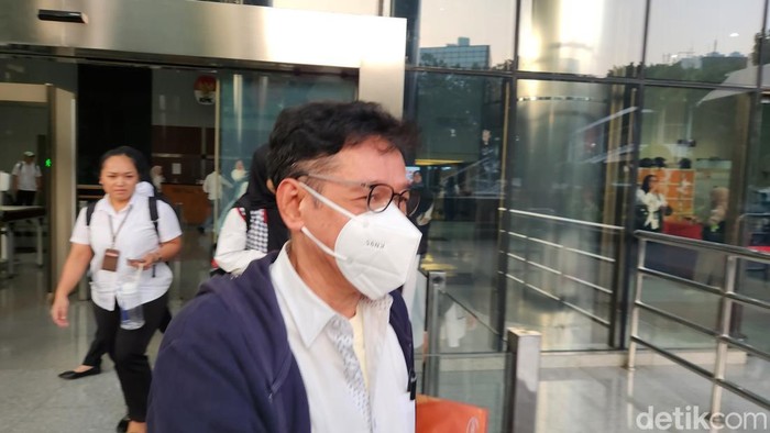 Heri Sudarmanto usai diperiksa KPK terkait korupsi kepengurusan TKA di Kemnaker. (Adrial/detikcom)