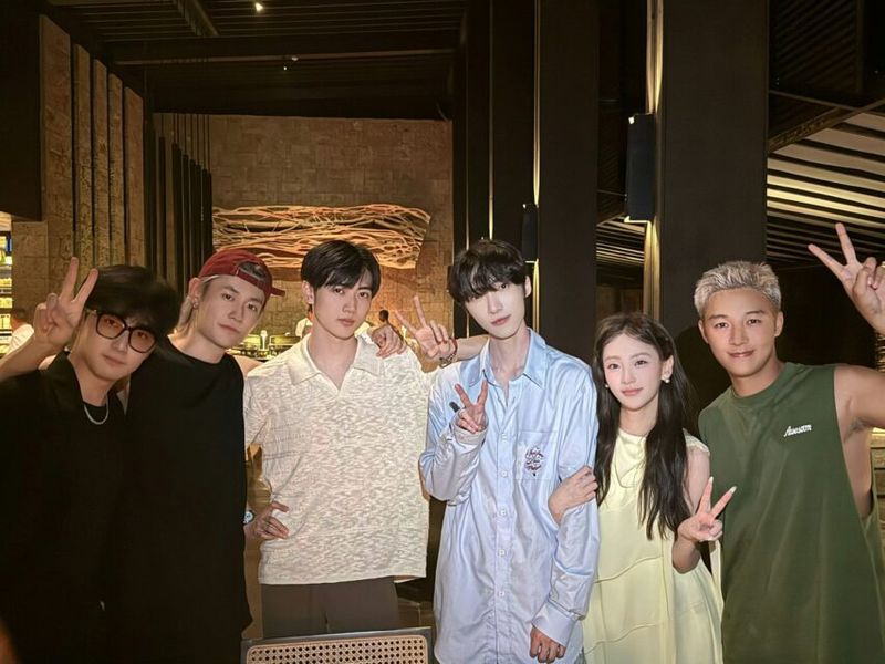 Idol Cina Zhao Lei menikah dengan penggemar penguntitnya