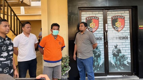 Joko Suyoto (46), ayah penyanyi cilik Farel Prayoga