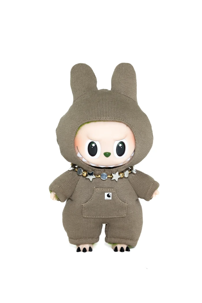 Joopiter x Sacai x Seventeen Joopiter lelang labubu hingga jaket Sacai x Seventeen pada Juni 2025.