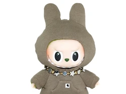 Kolaborasi Langka Sacai dan Seventeen, Lelang Labubu dan Jaket Bad Influence