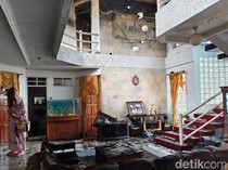 Suara Ledakan Terdengar Sebelum Rumah Ade di Sukabumi Terbakar