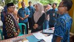 Potret Mendikdasmen Muti Tinjau Pelaksanaan SPMB di Jepara Jateng